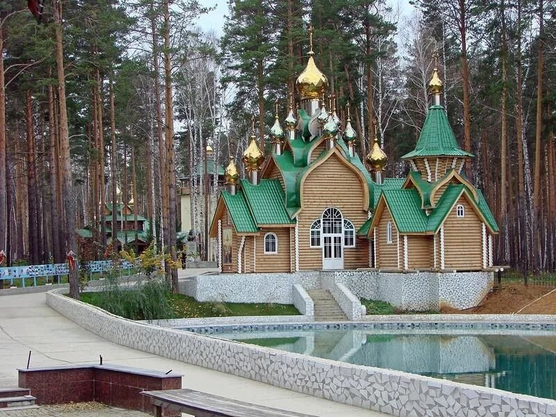 читать, смотреть, молиться
